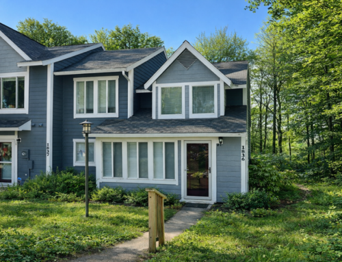 🌲 Forest Edge | Family Friendly Retreat • Fireplace • Forest View • Pool Access